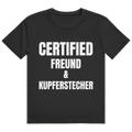 Schwarzes T-Shirt mit dem Aufdruck „Certified Freund & Kupferstecher" auf der Brust